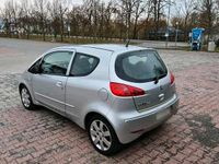 Second-hand Mitsubishi Colt 75 CP (55 kW) 2007 Argintiu Hatchback
