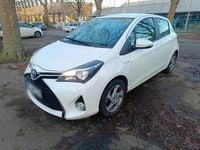 Gebraucht Toyota Yaris Hybrid Edition-S 75 PS (55 kW) 2017 Weiß Kleinwagen
