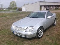 Gebraucht Mercedes SLK230 193 PS (141 kW) 1998 Silber Cabrio