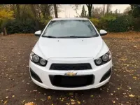 Gebraucht Chevrolet Aveo 84 PS (61 kW) 2011 Weiß Kleinwagen