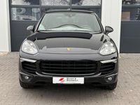 Second-hand Porsche Cayenne Platinum Edition 262 CP (192 kW) 2017 Negru SUV