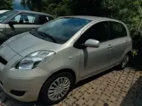 Gebraucht Daihatsu Charade 99 PS (72 kW) 2013 Silber Limousine