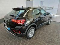 gebraucht VW T-Roc Life 1.0 l TSI 110 PS 6-Gang-Schaltgetriebe