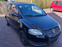 Gebraucht VW Fox 54 PS (39 kW) 2008 Schwarz Kleinwagen