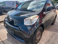Gebraucht Toyota iQ Basis 68 PS (50 kW) 2009 Schwarz Kleinwagen