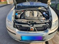 Second-hand VW Phaeton 224 CP (164 kW) 2009 Auriu Berlinǎ