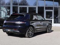 Gebraucht Porsche Macan 265 PS (194 kW) 2023 Tiefschwarzmetallic SUV