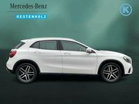 Gebraucht Mercedes GLA250 Urban 211 PS (155 kW) 2019 Unilack polarweiß SUV