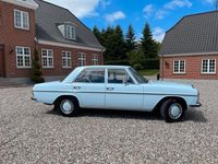 Gebraucht Mercedes 230 120 PS (88 kW) 1972 Blau Limousine