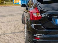 Gebraucht Ford Focus ST 250 PS (183 kW) 2014 Schwarz Limousine