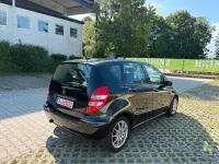 Gebraucht Mercedes A180 Elegance 109 PS (80 kW) 2008 Schwarz Limousine