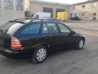 Second-hand Mercedes C180 Elegance 143 CP (105 kW) 2006 Negru Break