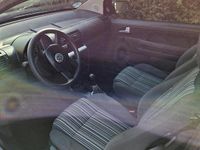 Second-hand VW Fox 75 CP (55 kW) 2004 Argintiu Hatchback