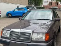 Gebraucht Mercedes E280 197 PS (144 kW) 1993 Andere farben Limousine