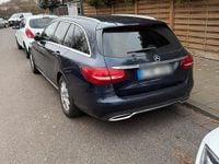 Gebraucht Mercedes C220 179 PS (131 kW) 2015 Blau Kombi