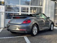 Gebraucht VW Beetle Cabriolet 105 PS (77 kW) 2018 Grau metallic Cabrio