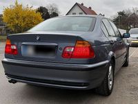 Gebraucht BMW 320 170 PS (125 kW) 2001 Blau Limousine