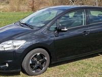 Gebraucht Toyota Auris 99 PS (72 kW) 2011 Schwarz Kleinwagen