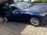 Używany BMW 320 Advantage 190 KM (139 kW) 2022 Niebieski Kombi