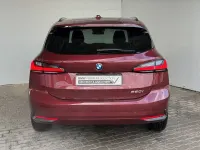 Gebraucht BMW 220 Active Tourer 170 PS (125 kW) 2025 Rot Van / Kleinbus