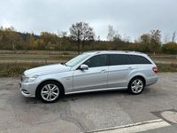 Gebraucht Mercedes E220 170 PS (125 kW) 2011 Grau Kombi