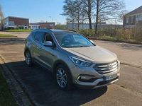 Gebraucht Hyundai Santa Fe Premium 200 PS (147 kW) 2016 Grau SUV