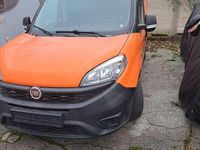 Gebraucht Fiat Doblò 75 PS (55 kW) 2016 Orange Van / Kleinbus