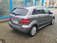 Gebraucht Mercedes B200 140 PS (102 kW) 2007 Grau Van / Kleinbus