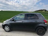 Gebraucht Toyota Yaris Sol 101 PS (74 kW) 2009 Grau Kleinwagen