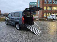 Neu Fiat Doblò 131 PS (96 kW) 2026 Blau Van / Kleinbus