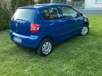Second-hand VW Fox 54 CP (39 kW) 2005 Albastru Hatchback