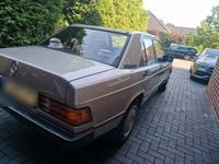 Second-hand Mercedes 190 72 CP (52 kW) 1987 Andere farben Berlinǎ