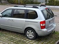 Gebraucht Kia Carnival EX 185 PS (136 kW) 2006 Silber Van / Kleinbus