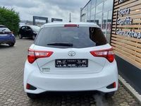 gebraucht Toyota Yaris plus Connect [TCT] + EPH v+h
