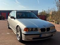 Gebraucht BMW 328 193 PS (141 kW) 1997 Silber Kombi