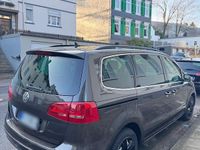 Gebraucht VW Sharan 140 PS (102 kW) 2014 Braun Van / Kleinbus