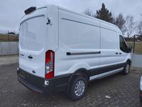 Gebraucht Ford Transit Trend 131 PS (96 kW) 2023 Frostweiß Van / Kleinbus