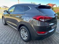 Gebraucht Hyundai Tucson Style 141 PS (103 kW) 2018 Moon rock met. SUV