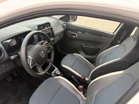 Gebraucht Dacia Spring Comfort Plus 33 kW (45 PS) 2022 Weiß Kleinwagen