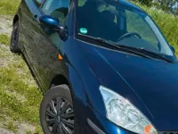 Gebraucht Ford Focus 101 PS (74 kW) 2003 Blau Kleinwagen
