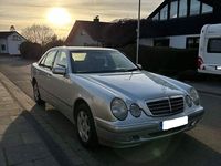 Gebraucht Mercedes E200 163 PS (119 kW) 2001 Silber Limousine