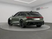 Neu Audi RS5 Sport 639 PS (469 kW) 2026 Grün Kombi