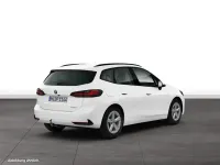 Gebraucht BMW 220 Active Tourer 156 PS (114 kW) 2025 Weiß Van / Kleinbus