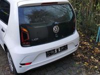 Gebraucht VW up! CLUB 68 PS (50 kW) 2016 Weiß Kleinwagen