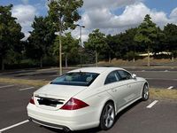 Gebraucht Mercedes CLS500 306 PS (225 kW) 2006 Weiß Limousine