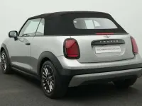 Gebraucht Mini Cooper Cabriolet Favoured 163 PS (119 kW) 2025 Grau Cabrio
