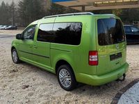 Gebraucht VW Caddy Maxi Cup 140 PS (102 kW) 2014 Viperngrün metallic Van / Kleinbus