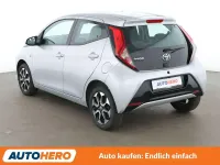 Gebraucht Toyota Aygo X-play 72 PS (52 kW) 2019 Grau Kleinwagen