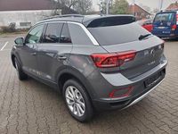 Neu VW T-Roc 150 PS (110 kW) 2025 Grau SUV