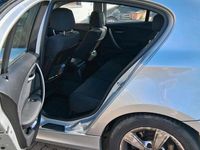 Gebraucht BMW 116 116 PS (85 kW) 2009 Silber Kleinwagen